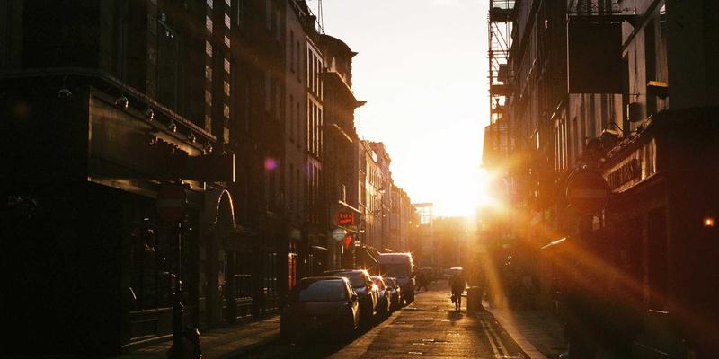 环保工程项目的全生命周期成本分析与投资回报评估：以广东万绿达环境解决方案为例